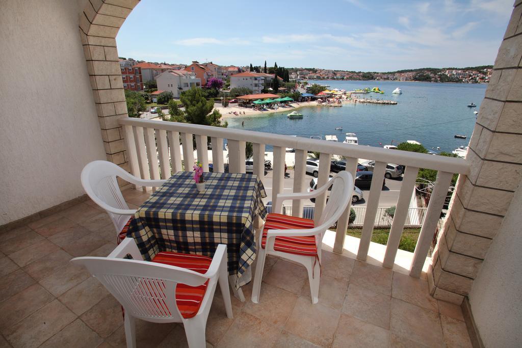 Apartments Mjm Trogir Ruang foto