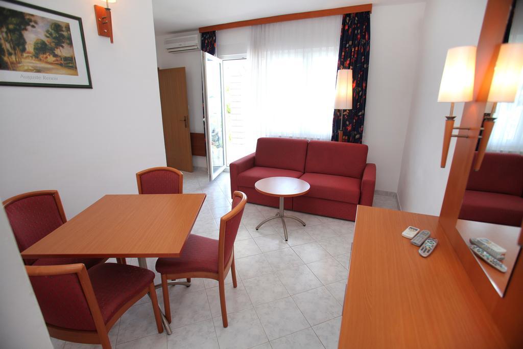 Apartments Mjm Trogir Ruang foto